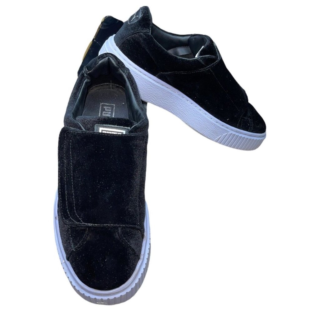 PUMA Women's Wide Strap Platform Black / Grey Velvet Sneaker Size US 7.5